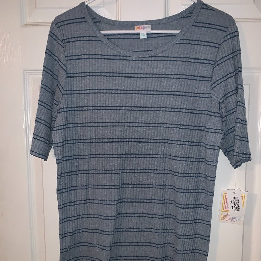 LuLaRoe GiGi Top